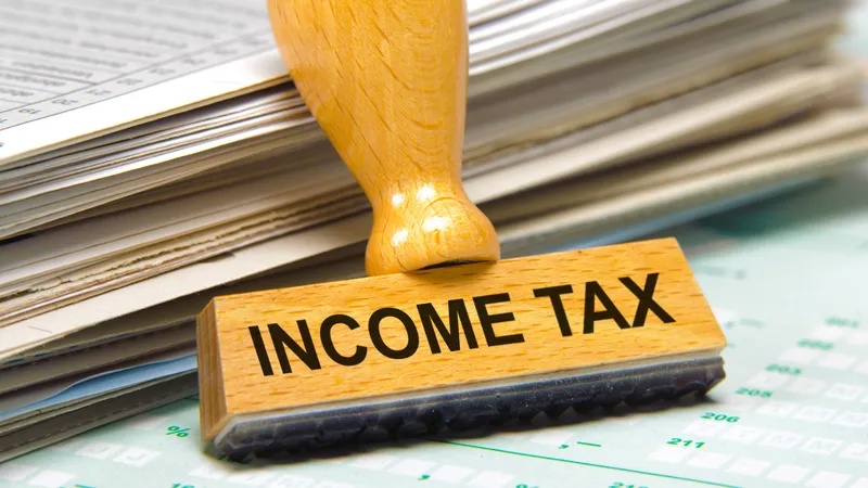 Form 11 deadline graphic: pay and file by Saturday 31 October 2026, or Wednesday 18 November 2026 if you pay and file on ROS